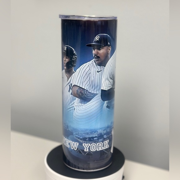 *NEW* NY Yankees Custom Themed - 20 oz Stainless‎ Steel Tumbler. - Picture 4 of 5
